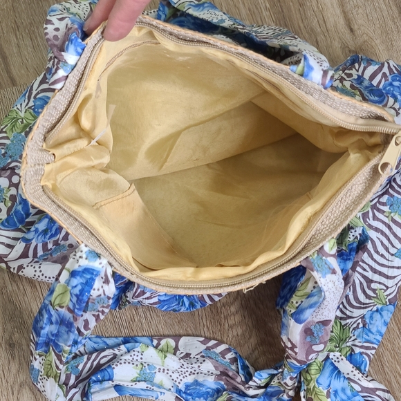 Blue Floral & Animal Print Straw Woven Shoulder Bag - Picture 5 of 9
